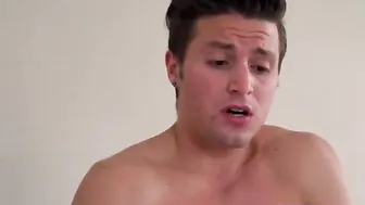 سكس ام امرأة ناضجة وابن زوجها يمارسان العادة السرية معًا ويستمتعان بالجنس - xlxx
