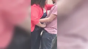 xlxx صغيرة مع صديقها في المدرسة