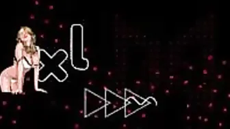 xlxx - شلة شباب زانقين فتاة وعايزين ينيكوها بلعافية