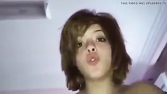 xlxx شرموطة مصرية مع صاحبها راكبة زبه